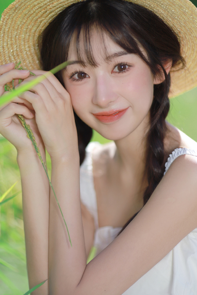 片单主题配图 · 异地出差也能离线可看 · 古装